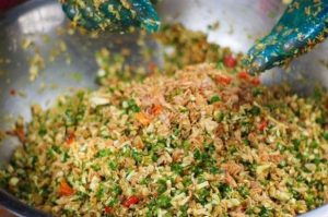 Lawar Ayam, Bali