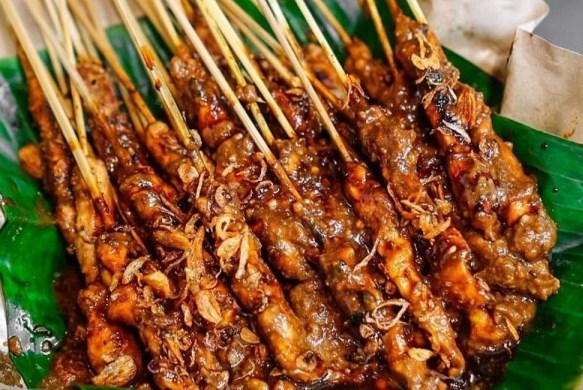 Sate ayam gurih