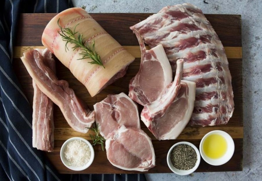 perbedaan daging ayam dan babi