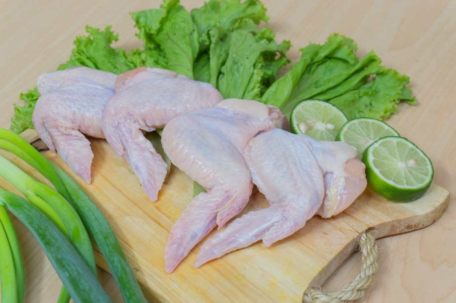 Tips Memilih Daging Ayam Potong